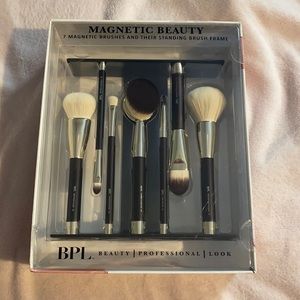 New makeup brushes